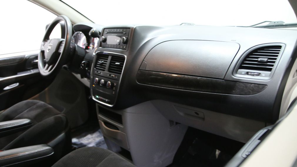 2014 Dodge GR Caravan SE A/C STOW'N GO GR ELECT #23