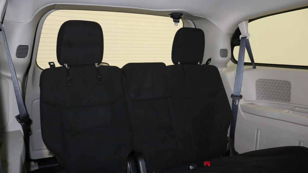 2015 Dodge GR Caravan Canada Value Package AUTO AC GR ELECT #19