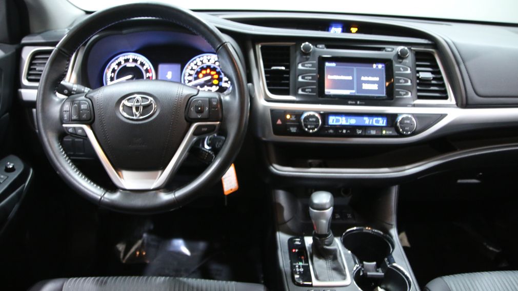 2015 Toyota Highlander LE AWD V6 8 PASSAGERS #14