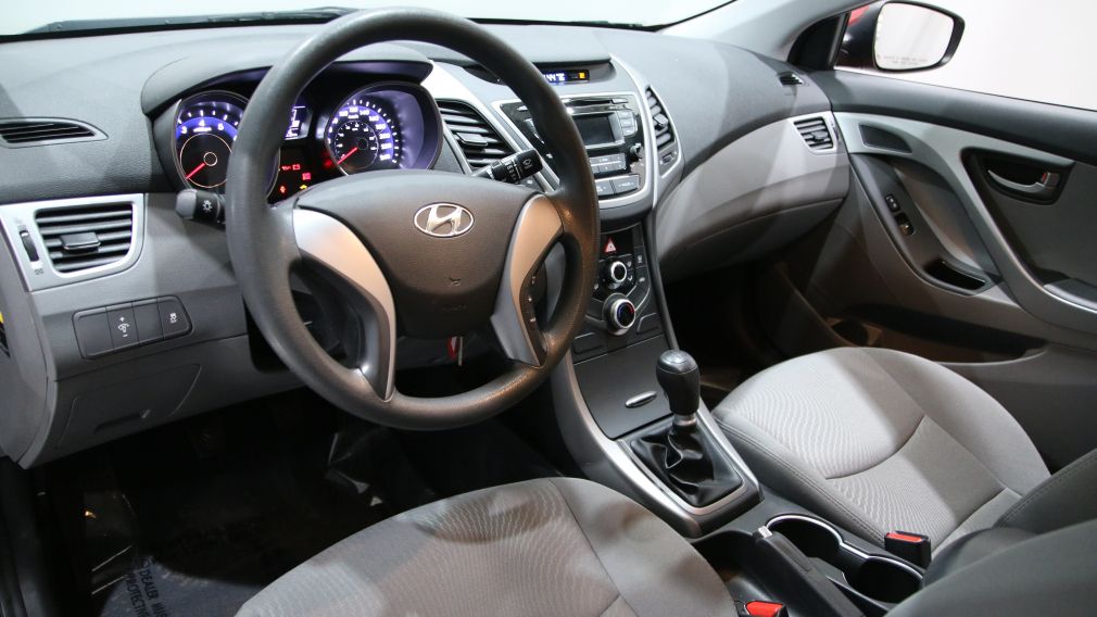 2016 Hyundai Elantra L #9