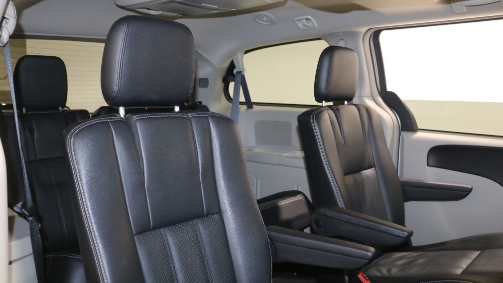 2015 Dodge GR Caravan CREW PLUS STOW’N GO CUIR TOIT OUVRANT CAMERA #29