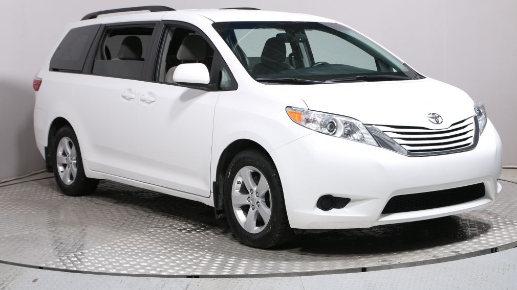 2017 Toyota Sienna LE AUTO A/C MAGS #0