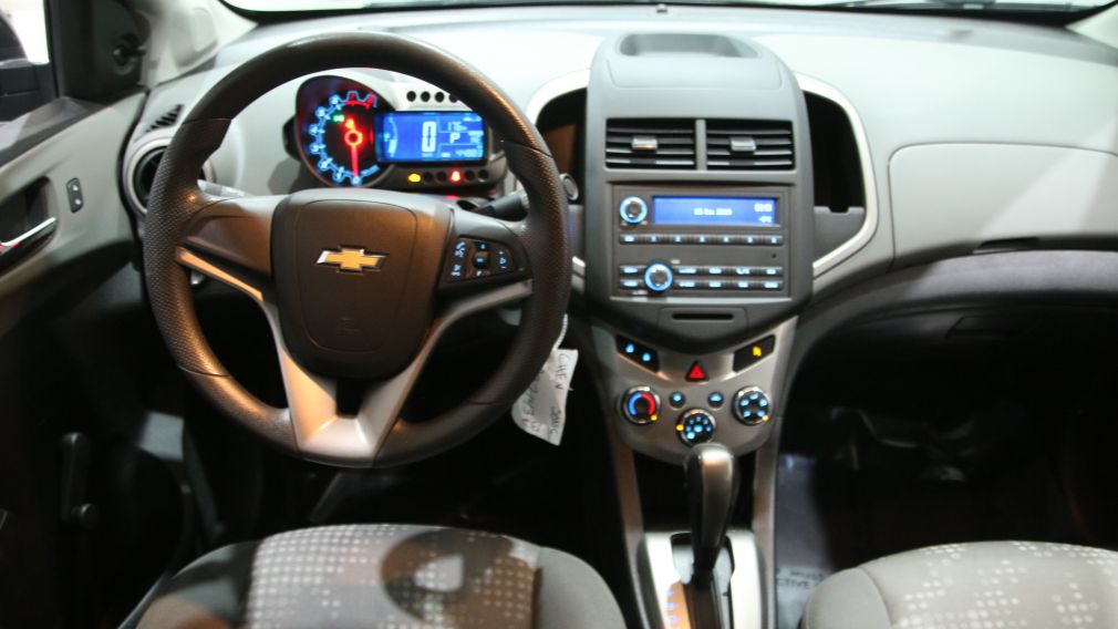 2014 Chevrolet Sonic LS Automatique #12