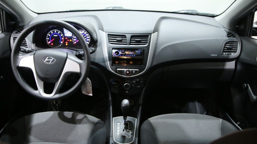 2012 Hyundai Accent L AUTO #11