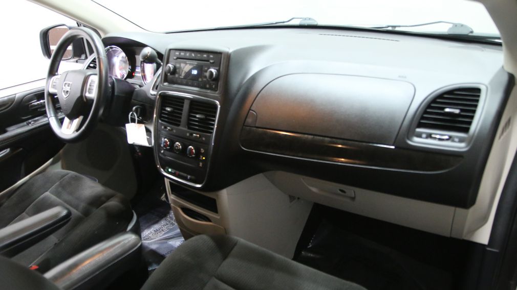 2015 Dodge GR Caravan SXT AUTO A/C GR ELECT #17