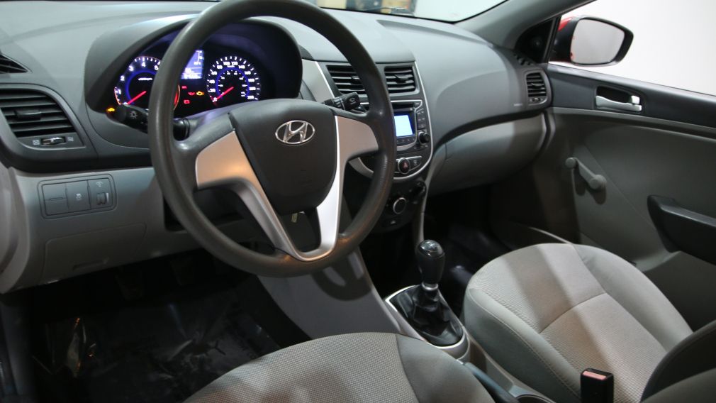 2012 Hyundai Accent L #3