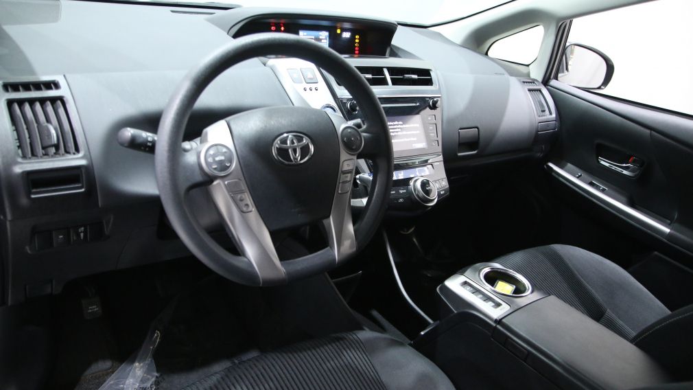 2015 Toyota Prius V  HYBRIDE #9