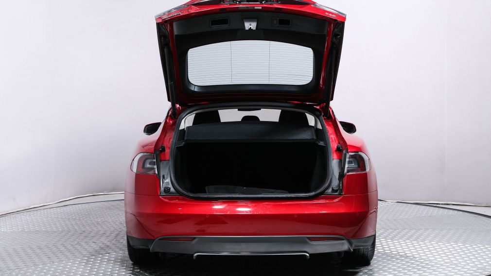 2015 Tesla Model S 70D #32