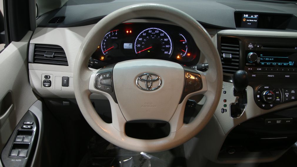 2013 Toyota Sienna LE A/C GR ELECT #14