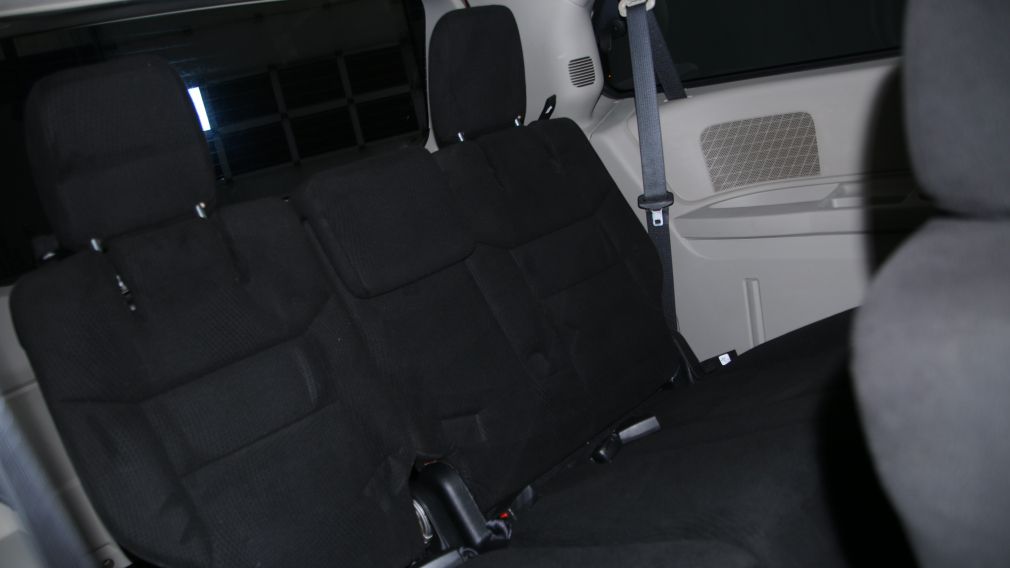 2015 Dodge GR Caravan SE 7 PASSAGERS BAS KILO #8