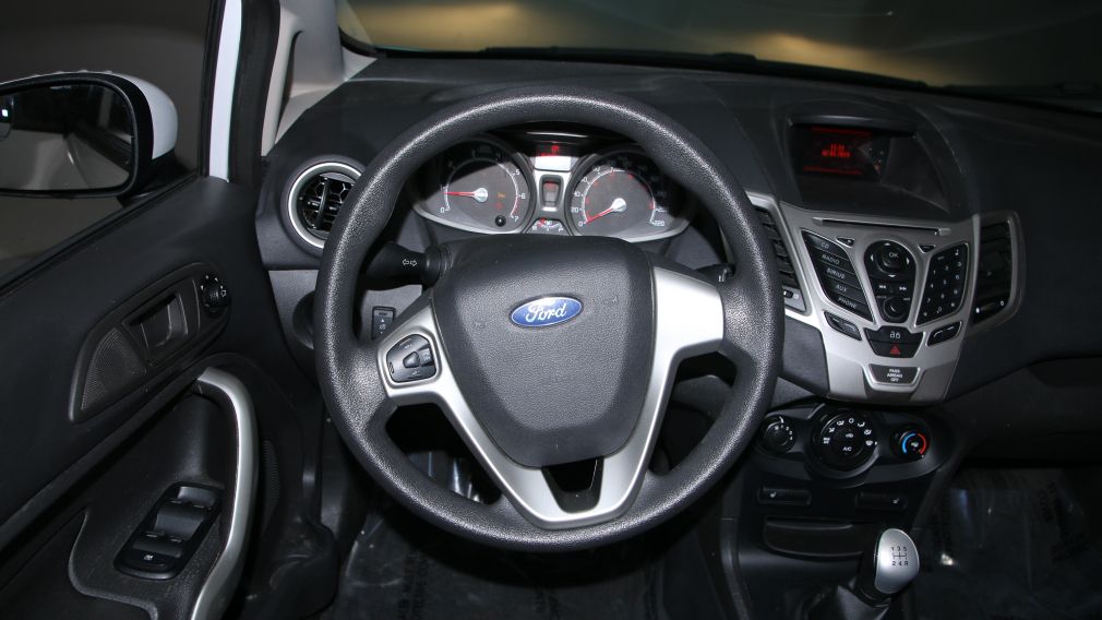 2013 Ford Fiesta SE A/C GR ELECT #14