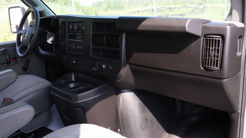 2017 GMC Savana 3500 Van 177" #16