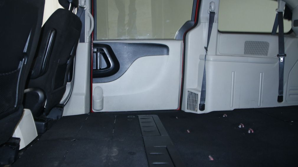 2015 Dodge GR Caravan SXT STOW N GO A/C #38
