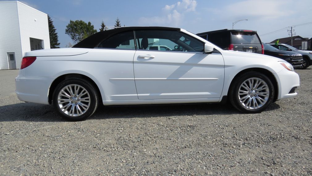 2011 Chrysler 200 Touring ET CONVERTIBLE #2