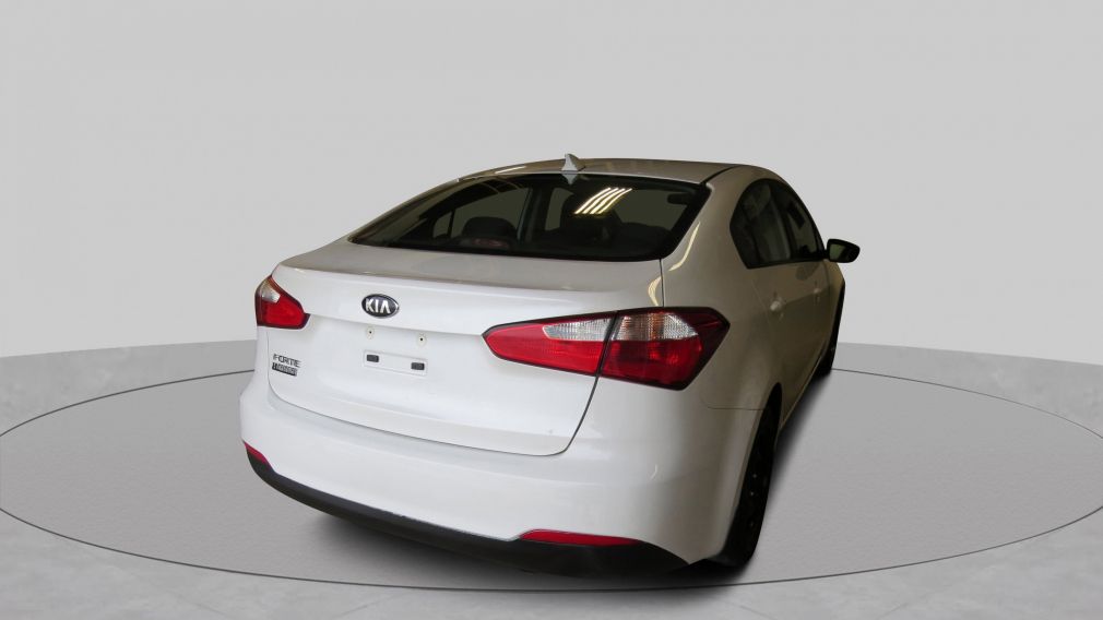 2016 Kia Forte LX #4