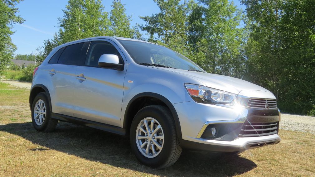 2016 Mitsubishi RVR SE awd #0