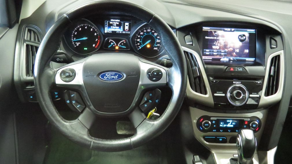 2012 Ford Focus SEL #9
