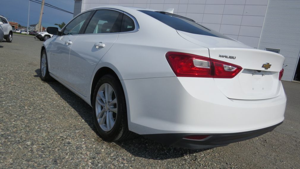 2017 Chevrolet Malibu LT #5