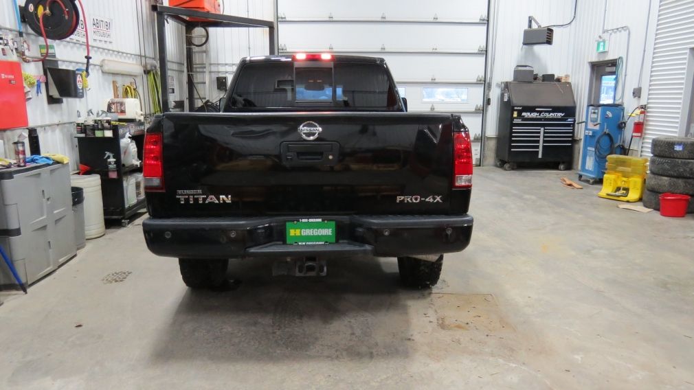 2014 Nissan Titan PRO-4X #16