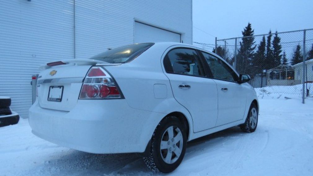 2010 Chevrolet Aveo LT #21