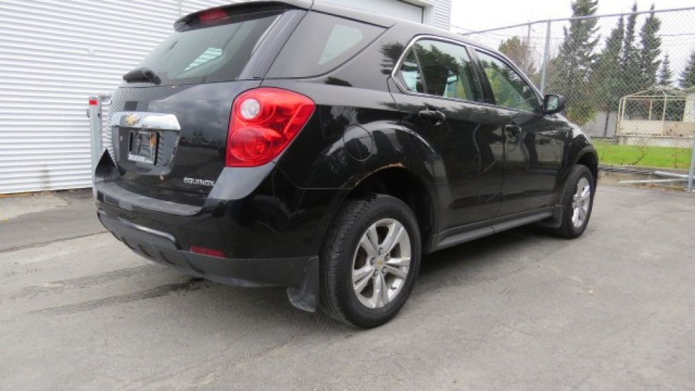 2011 Chevrolet Equinox LS #26