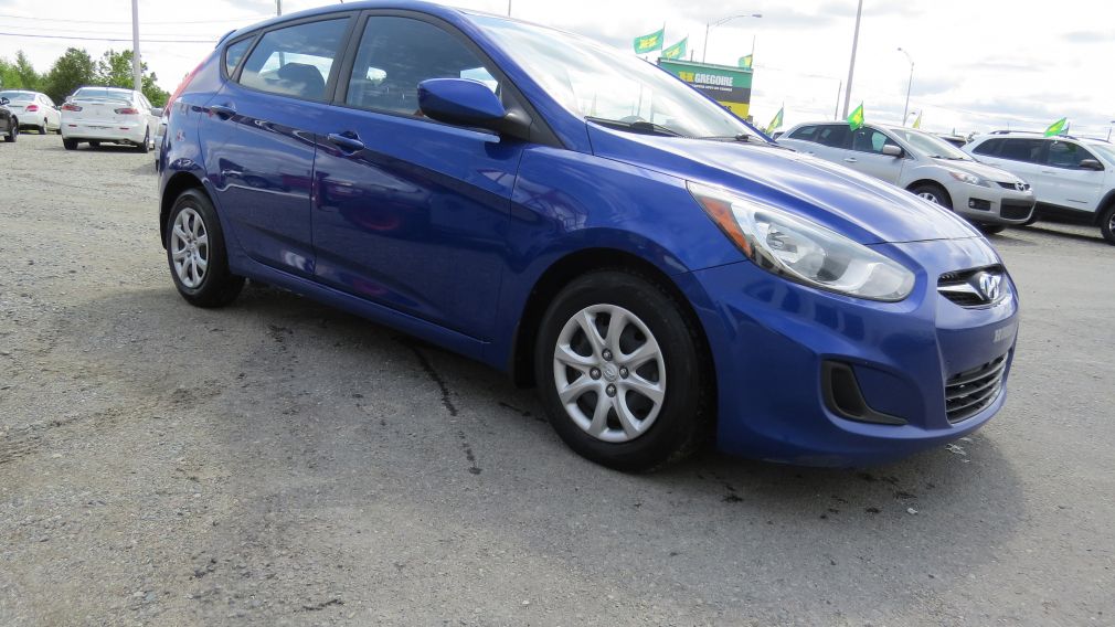 2013 Hyundai Accent GL #0