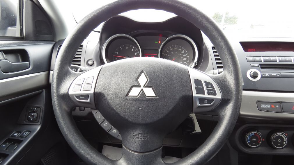 2013 Mitsubishi Lancer SE #11