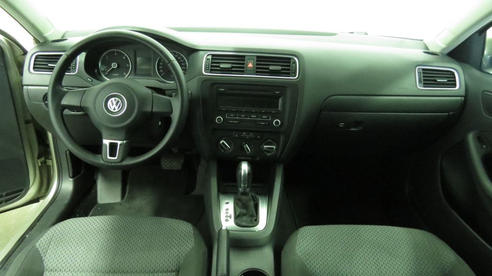 2012 Volkswagen Jetta Comfortline #9