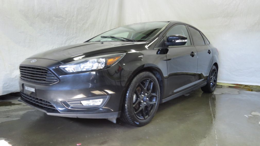 2015 Ford Focus SE #2