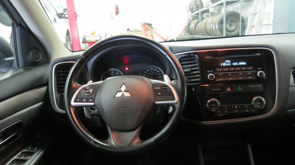 2014 Mitsubishi Outlander SE #14