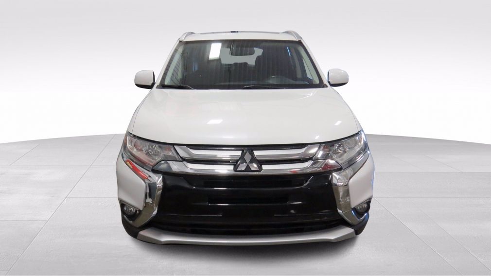 2016 Mitsubishi Outlander ES #2