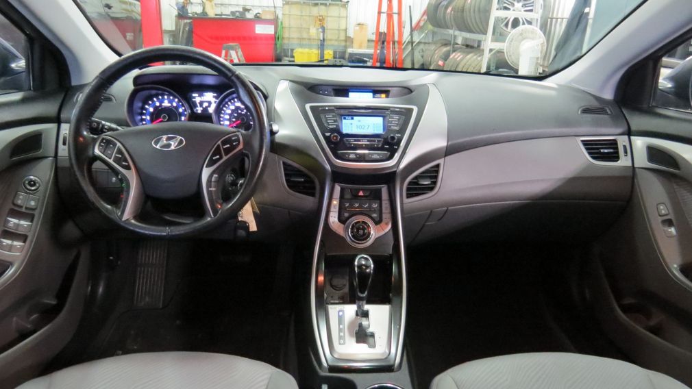 2013 Hyundai Elantra GLS #12