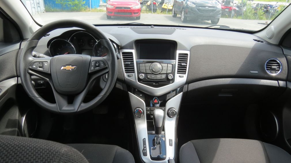 2015 Chevrolet Cruze 1LT #11