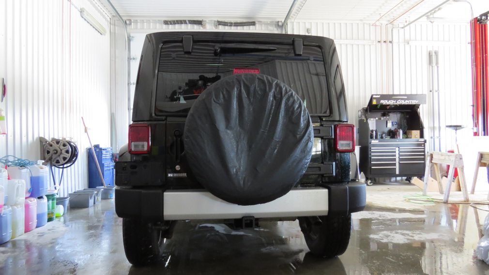 2012 Jeep Wrangler Sahara #6