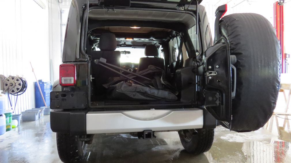 2012 Jeep Wrangler Sahara #7