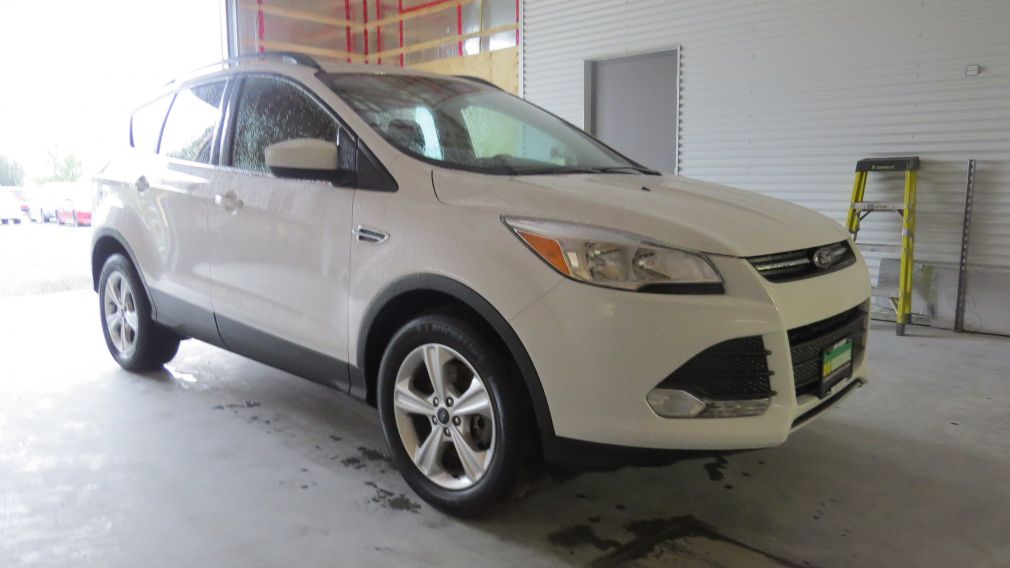 2016 Ford Escape SE et awd cuir et toit panoramique #0