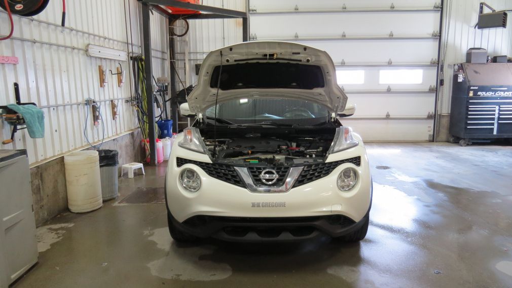 2015 Nissan Juke SV #27