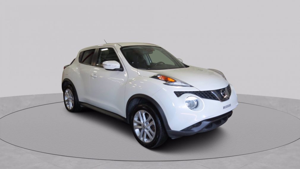 2015 Nissan Juke SV #0