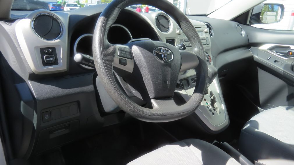 2012 Toyota Matrix 4dr Wgn Auto FWD #9