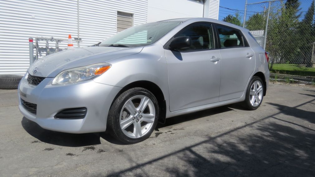 2012 Toyota Matrix 4dr Wgn Auto FWD #2