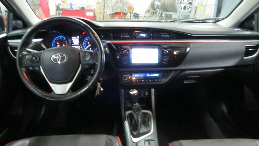 2015 Toyota Corolla S #13