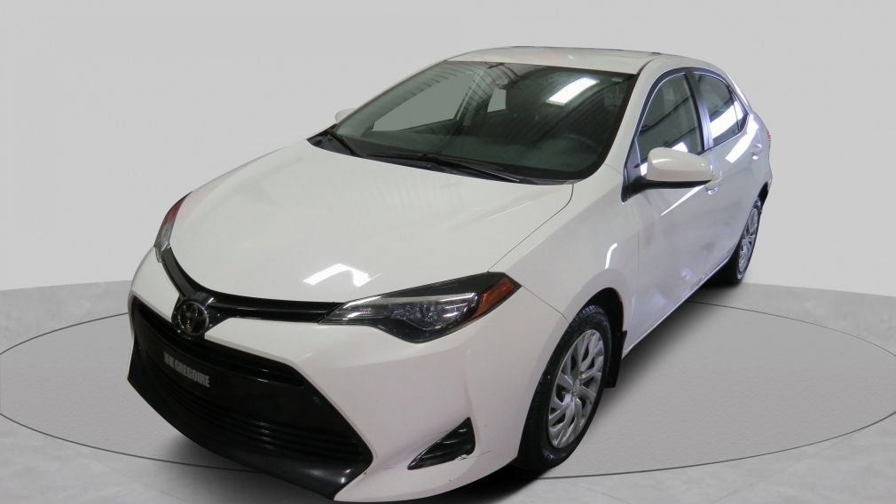 2018 Toyota Corolla LE #3