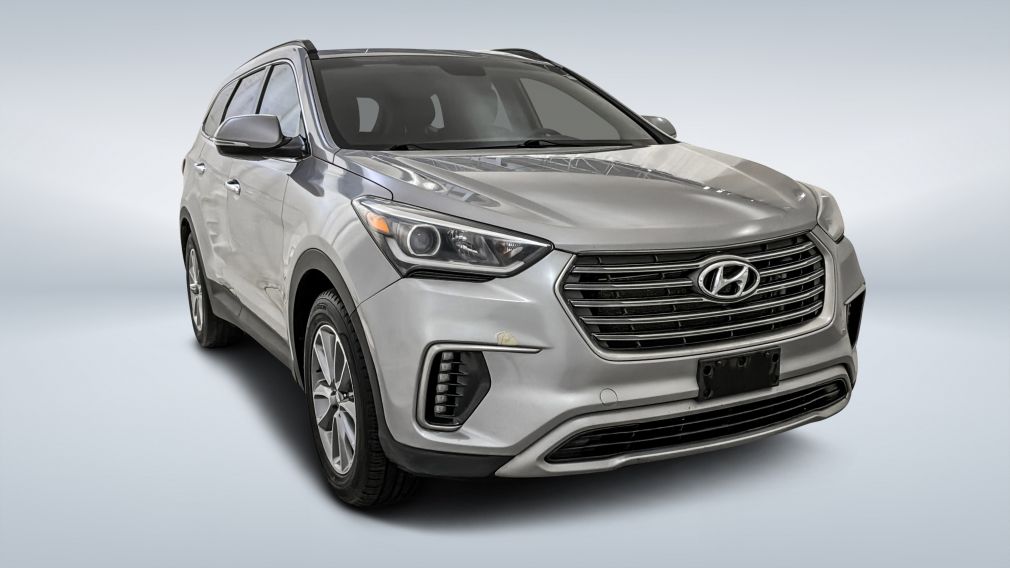 2017 Hyundai Santa Fe..