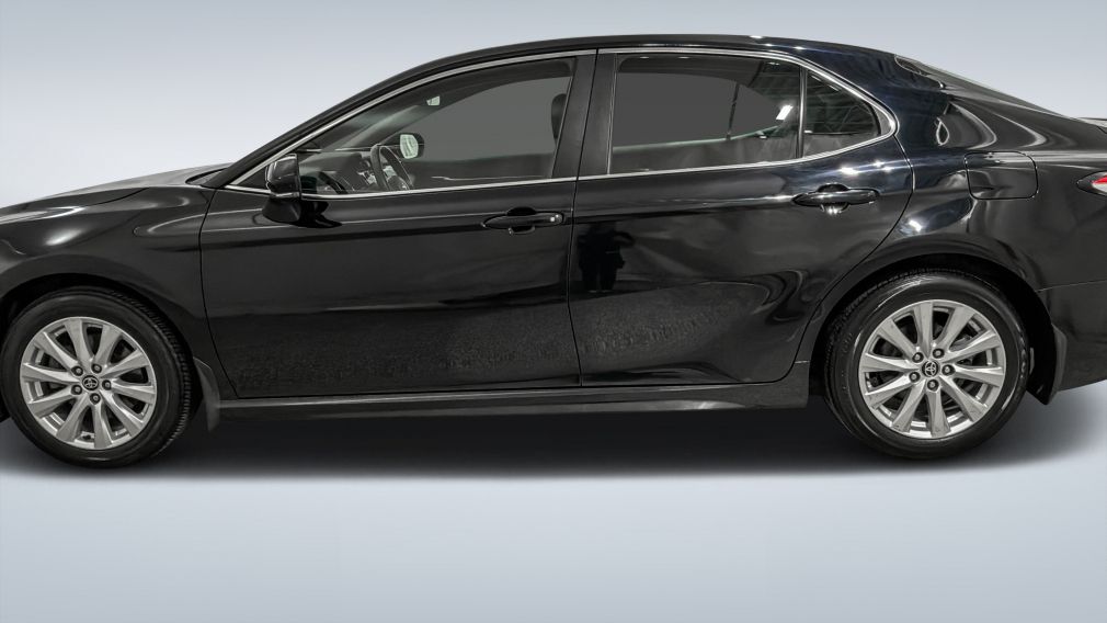 2020 Toyota Camry — photo 4