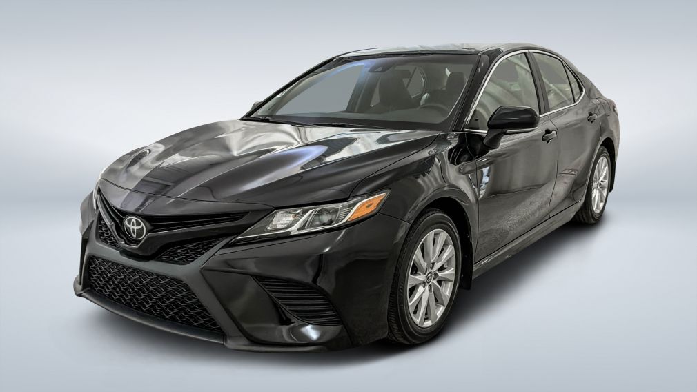 2020 Toyota Camry — photo 3