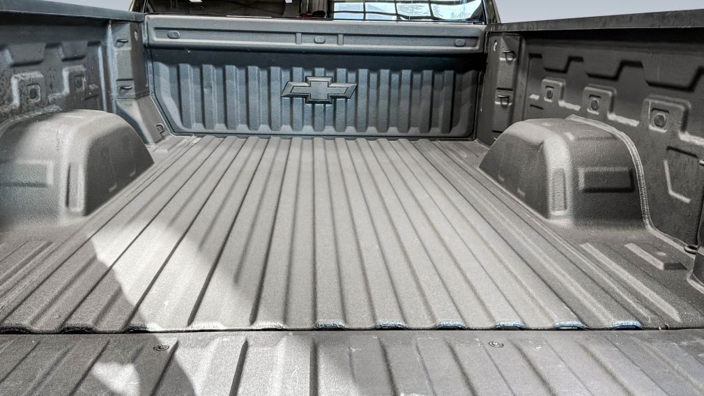 2025 Chevrolet Silvera... — photo 8