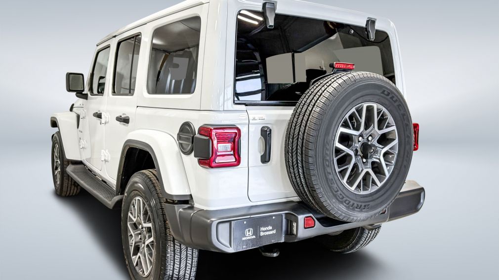 2024 Jeep Wrangler — photo 5