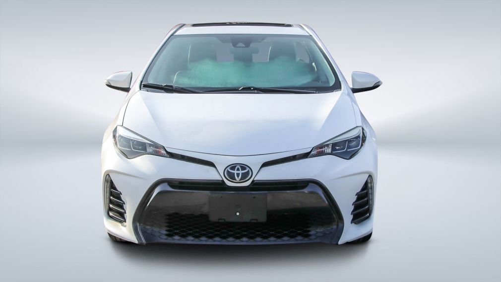 2017 Toyota Corolla — photo 2