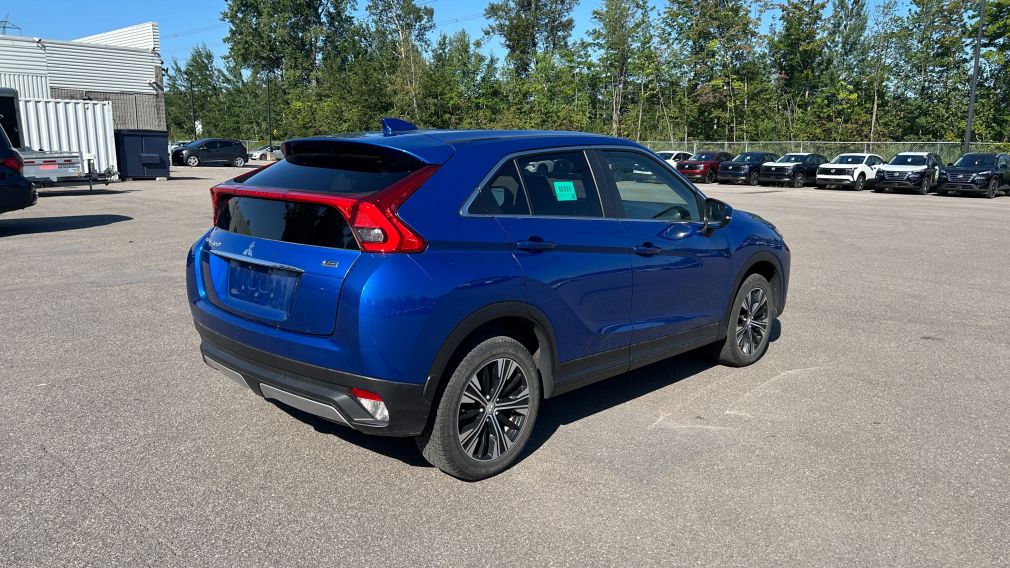 2020 Mitsubishi Eclips... — photo 7