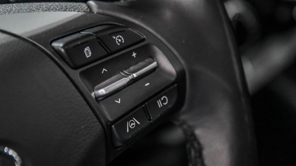 2022 Hyundai Kona Preferred  Carplay Caméra  Mag A/C #12